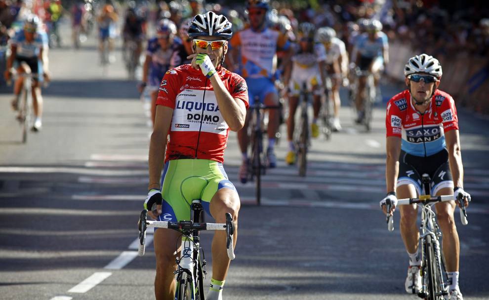 La tensione si scioglie sul traguardo della 21esima e ultima tappa a Madrid: la Vuelta 2010  sua. (Bettini)